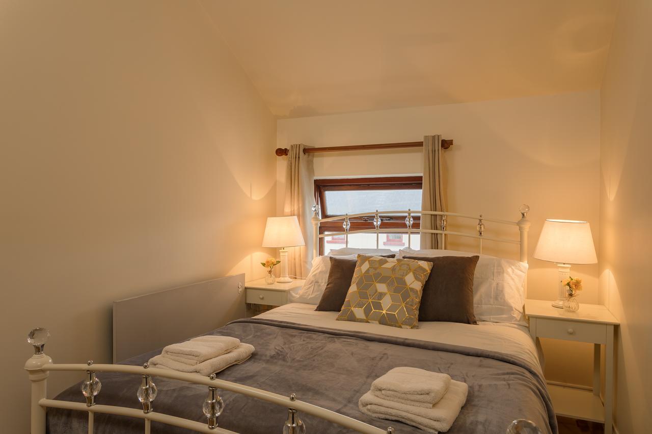 City Center - 3 Minutes Walk To The Town Square Galway Bagian luar foto